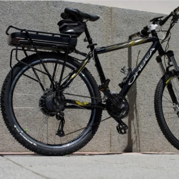 kit-motor-250w-casete-bateria-16Ah-transportin-convertir-bicicleta